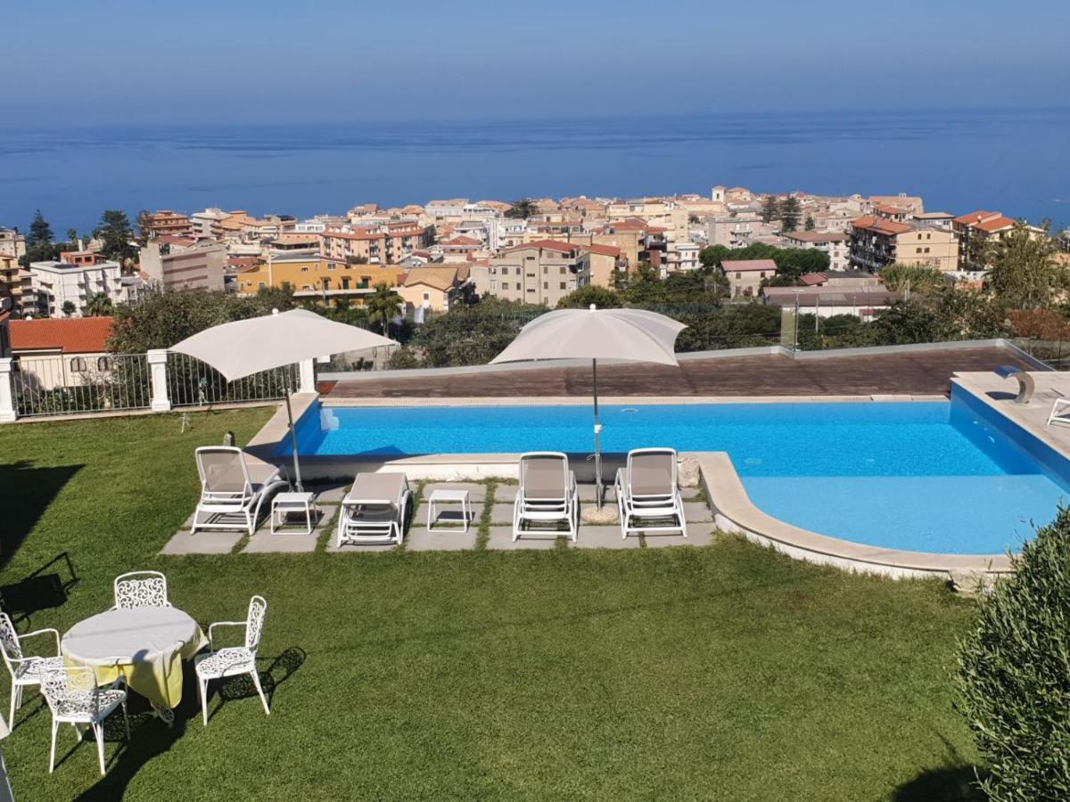 Appartamenti Borgo Panoramico N 9 Tropea Luaran gambar