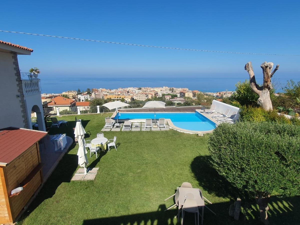 Appartamenti Borgo Panoramico N 9 Tropea Luaran gambar