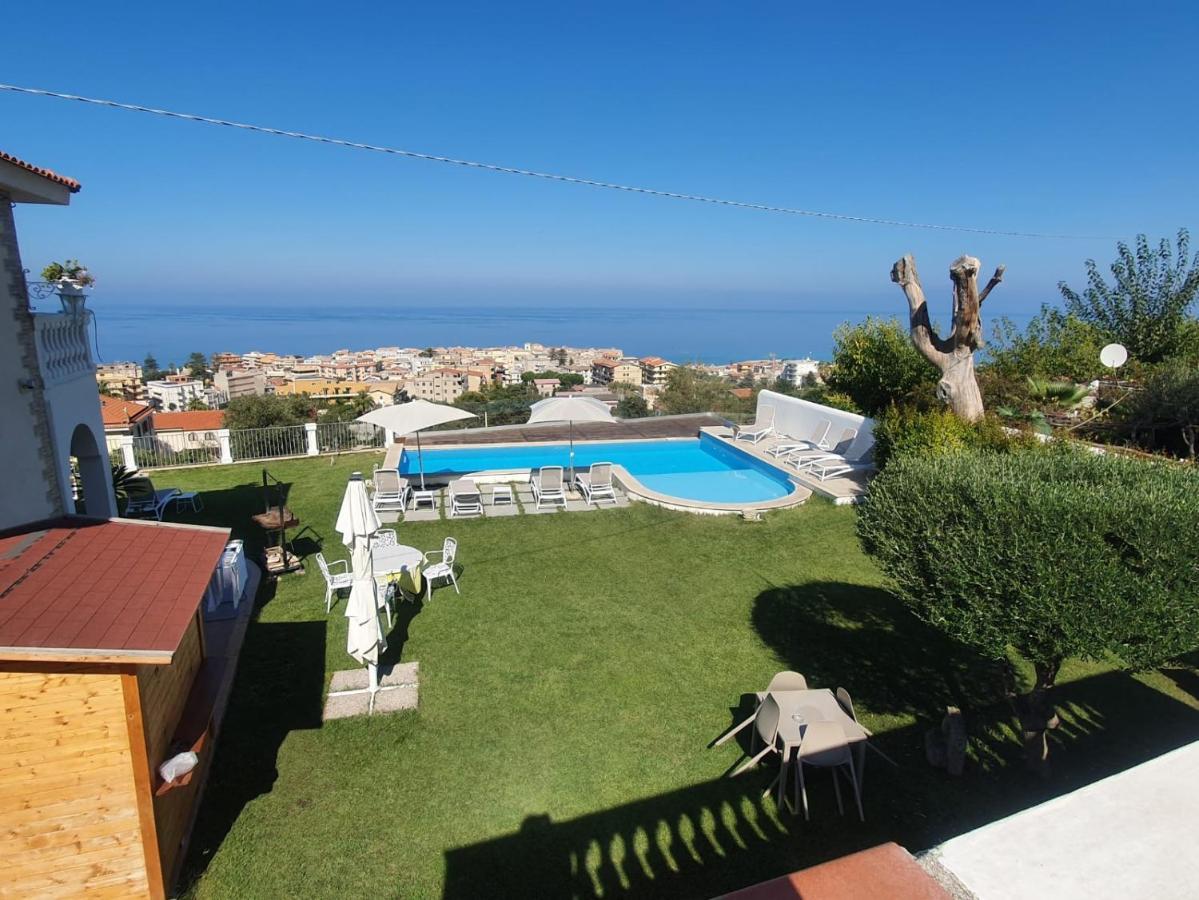 Appartamenti Borgo Panoramico N 9 Tropea Luaran gambar